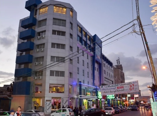 Seven Days Hotel 